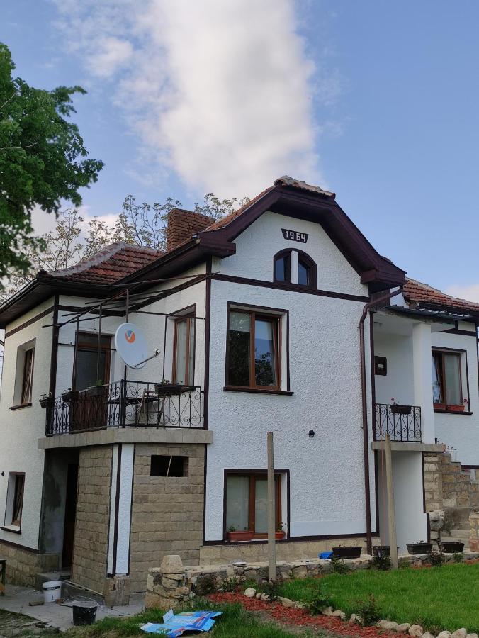 Krushunska Panorama Hotel กรูชูนา ภายนอก รูปภาพ
